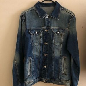 Jean Jacket in size Large